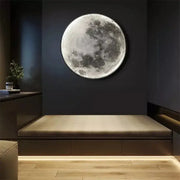 Lámpara de pared Moon: elegante diseño lunar para un interior acogedor y con estilo